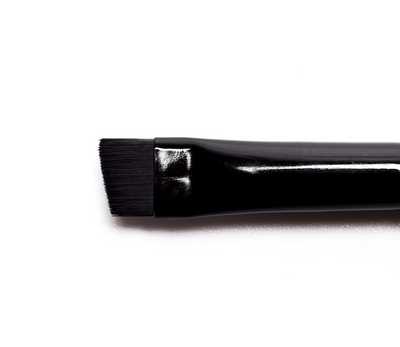 Small Angled Definer Brush